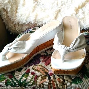 Nine West Ladies Sandal....Sz 8M